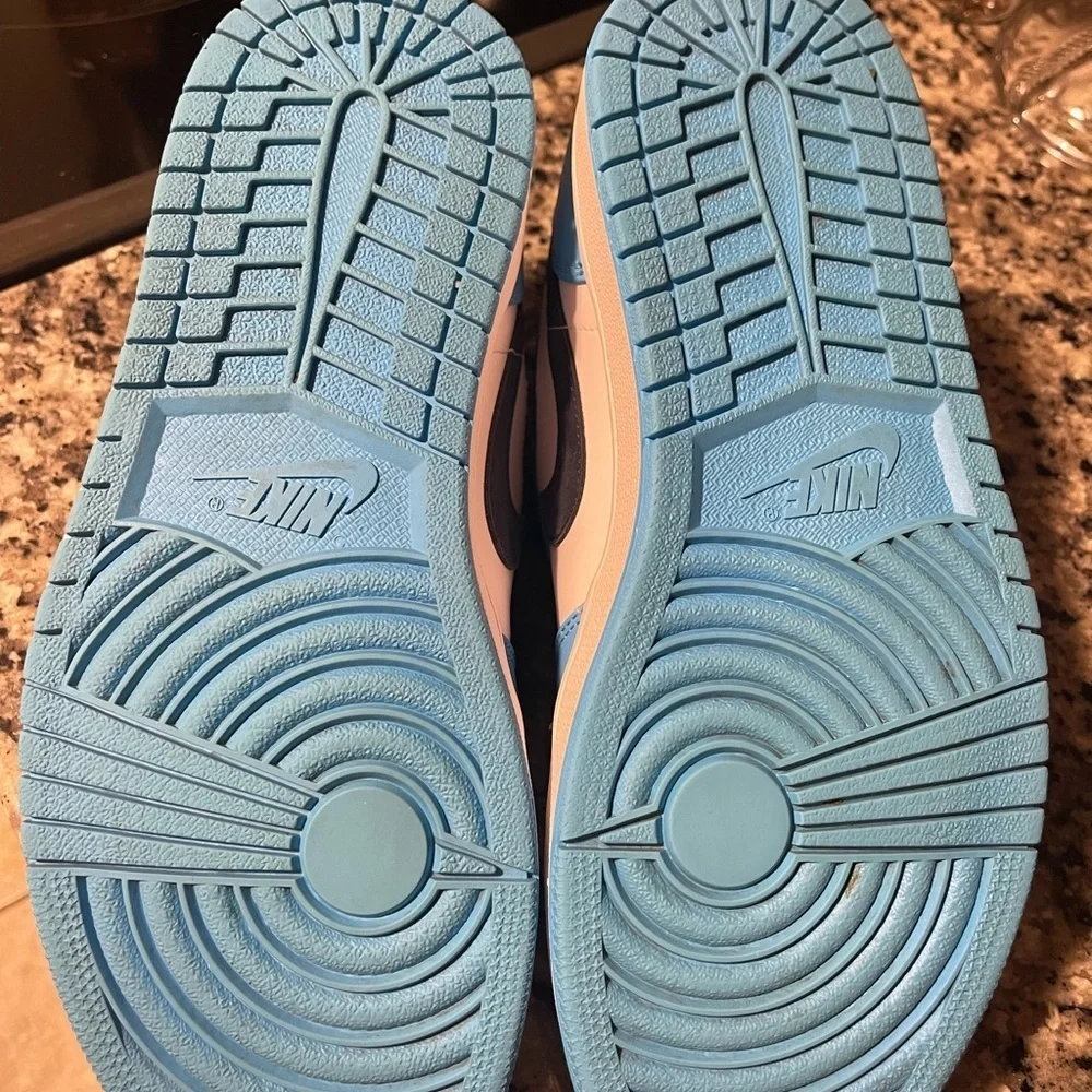 Nike Blue and White Men's Shoes